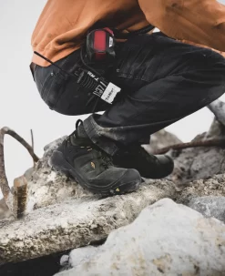 Keen Men's Dover 6" Waterproof (Carbon-Fiber Toe) | Magnet/Black -Fashion Shoes 1021469 PDP LeftImage