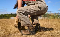 Keen Women's Dover 6" Waterproof Boot (Carbon-Fiber Toe) | Dark Earth/Black 11 Keen Women's Dover 6" Waterproof Boot (Carbon-Fiber Toe) | Dark Earth/Black -Fashion Shoes 1024210 PDP TopImage
