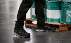 Keen Women's Vista Energy Mid (Carbon-Fiber Toe) | Vapor/Black -Fashion Shoes 1025220 PDP TopImage