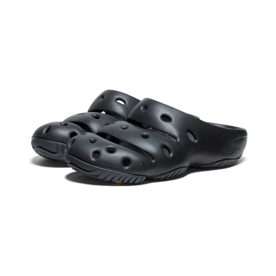 Keen Men's Yogui Clog | Black/Magnet 2 Keen Men's Yogui Clog | Black/Magnet - Image 2