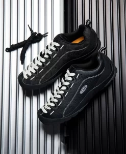 Keen Men's Jasper Sneaker X THC | Nighttime Paisley -Fashion Shoes KEEN M THCxJasper Lifestyle PDP Single Right 5c919dec fe4b 4261 b90f e413f6173738