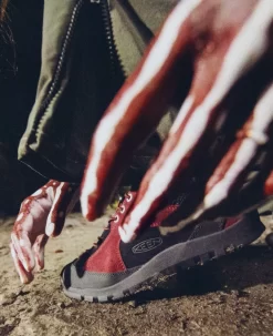 Keen Women's Jasper Rocks Sneaker X Hiking Patrol | Phantasmal Red 17 Keen Women's Jasper Rocks Sneaker X Hiking Patrol | Phantasmal Red -Fashion Shoes KEEN W 1028333 HikingPatrolxJasperRocks Lifestyle PDP Single Right