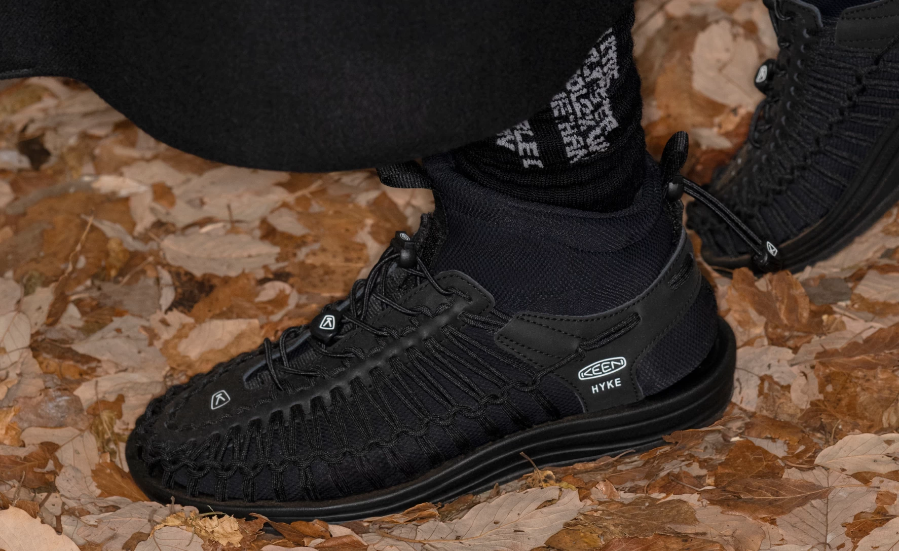 Keen Men's UNEEK High Top X HYKE | Hyke Black 7 Keen Men's UNEEK High Top X HYKE | Hyke Black - Image 7