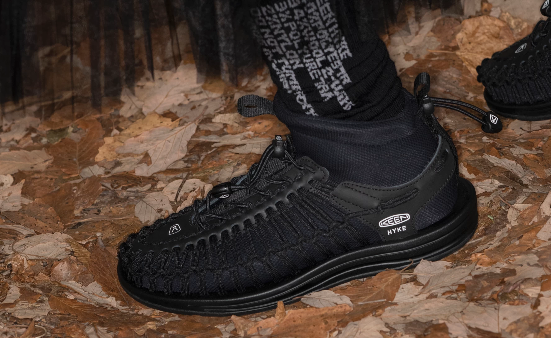 Keen Women's UNEEK High Top X HYKE | HYKE Black 7 Keen Women's UNEEK High Top X HYKE | HYKE Black - Image 7