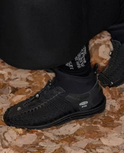 Keen Men's UNEEK High Top X HYKE | Hyke Timberwolf -Fashion Shoes Lifestyle3Mens 1027974