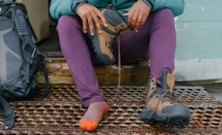 Keen Men's Revel IV Polar Waterproof Boot | Black/Magnet -Fashion Shoes Revel1024136PDPLifestyle1 505a9446 1ea0 44ae afcf 020a3f1a5868