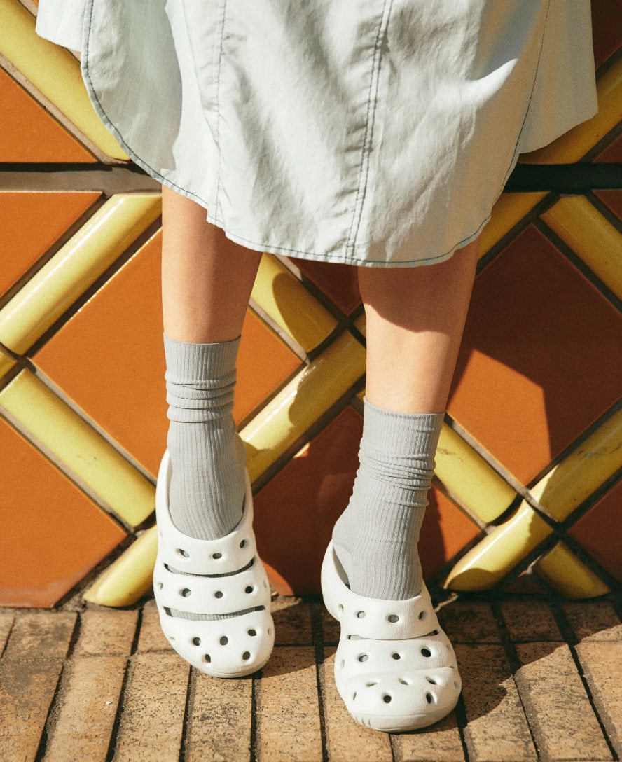 Keen Women's Yogui Clog | Magnet/Black 7 Keen Women's Yogui Clog | Magnet/Black - Image 7